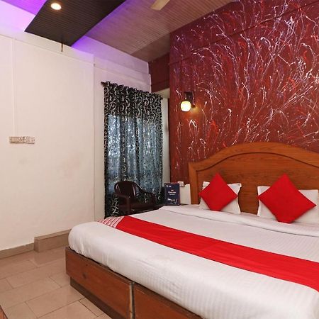 Oyo 72429 New Abhinandan Hotel Amroha Exterior foto