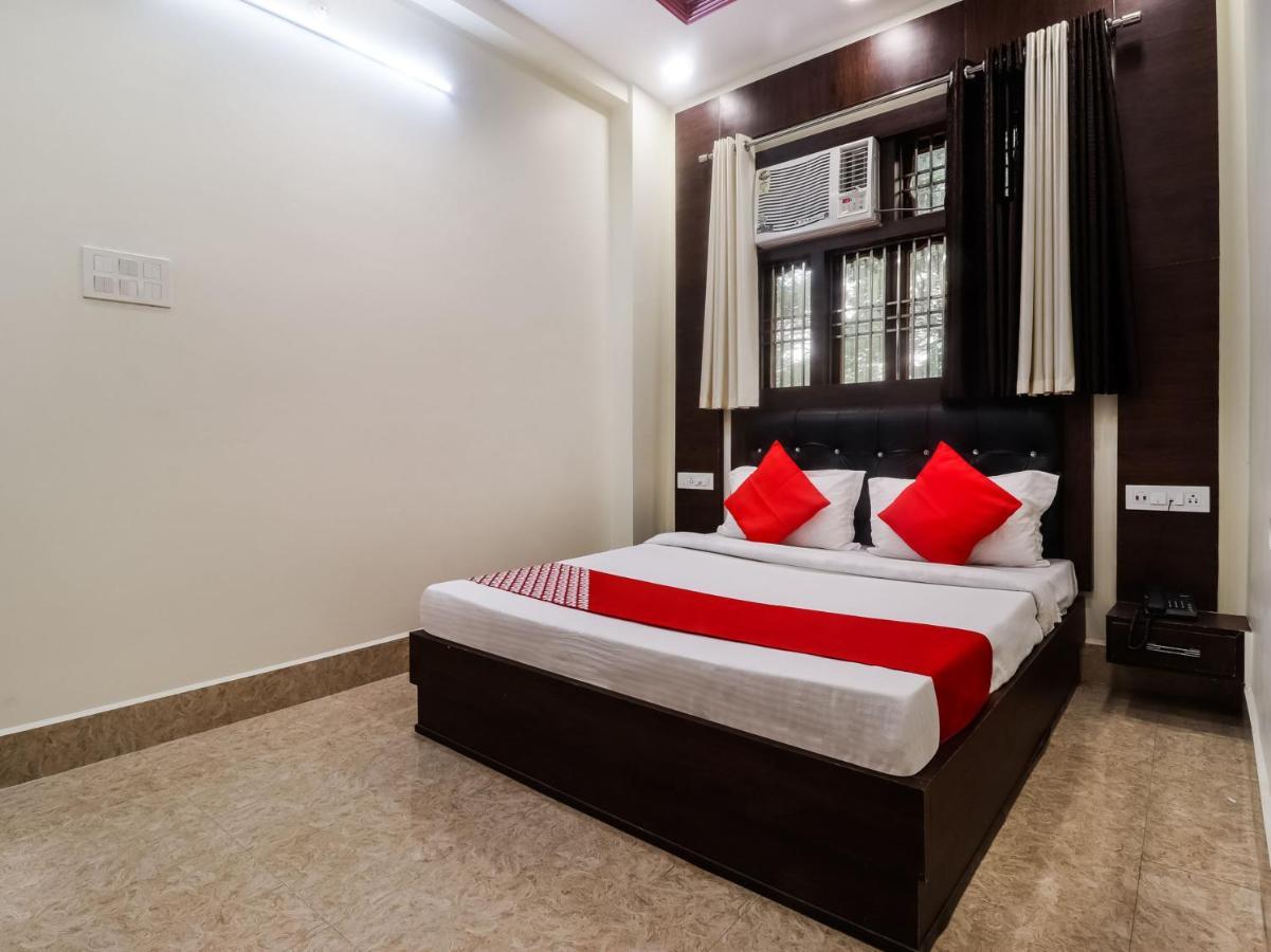 Oyo 72429 New Abhinandan Hotel Amroha Exterior foto
