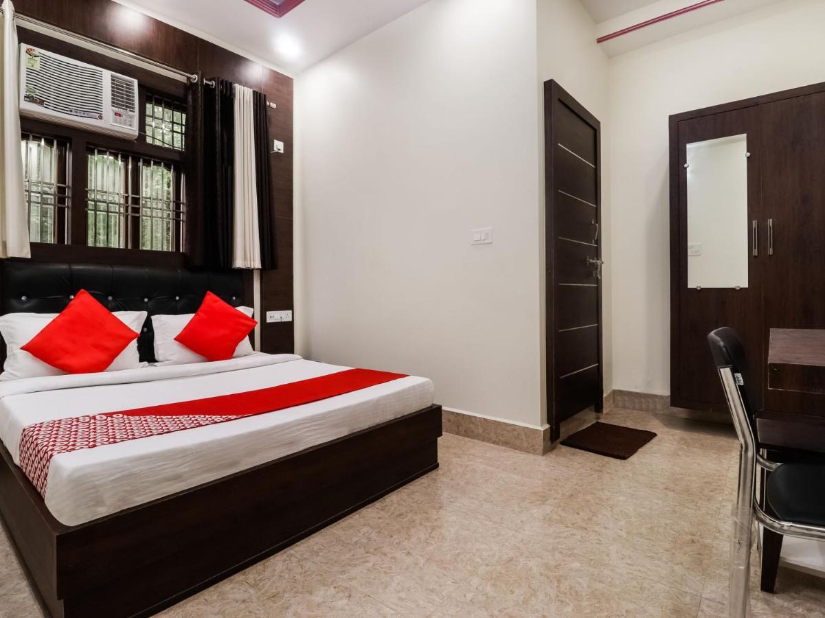 Oyo 72429 New Abhinandan Hotel Amroha Exterior foto